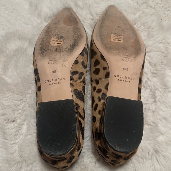 Cole Haan Animal Print Flats, size 9.5 - Picture 4 of 4